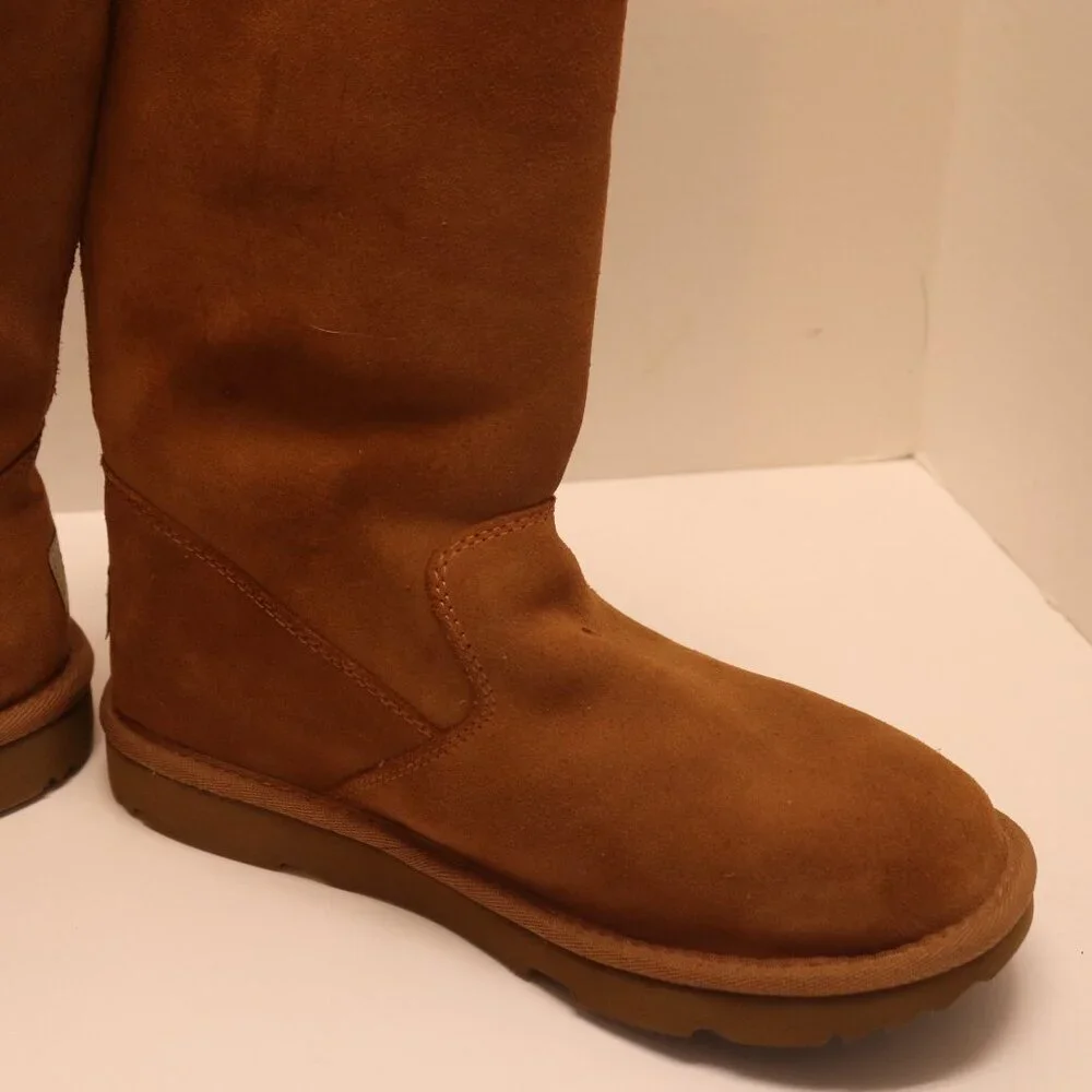 UGG‎ Boots Women's Chestnut S/N 1103742 Size US 4nFur Lined Zipper on Back